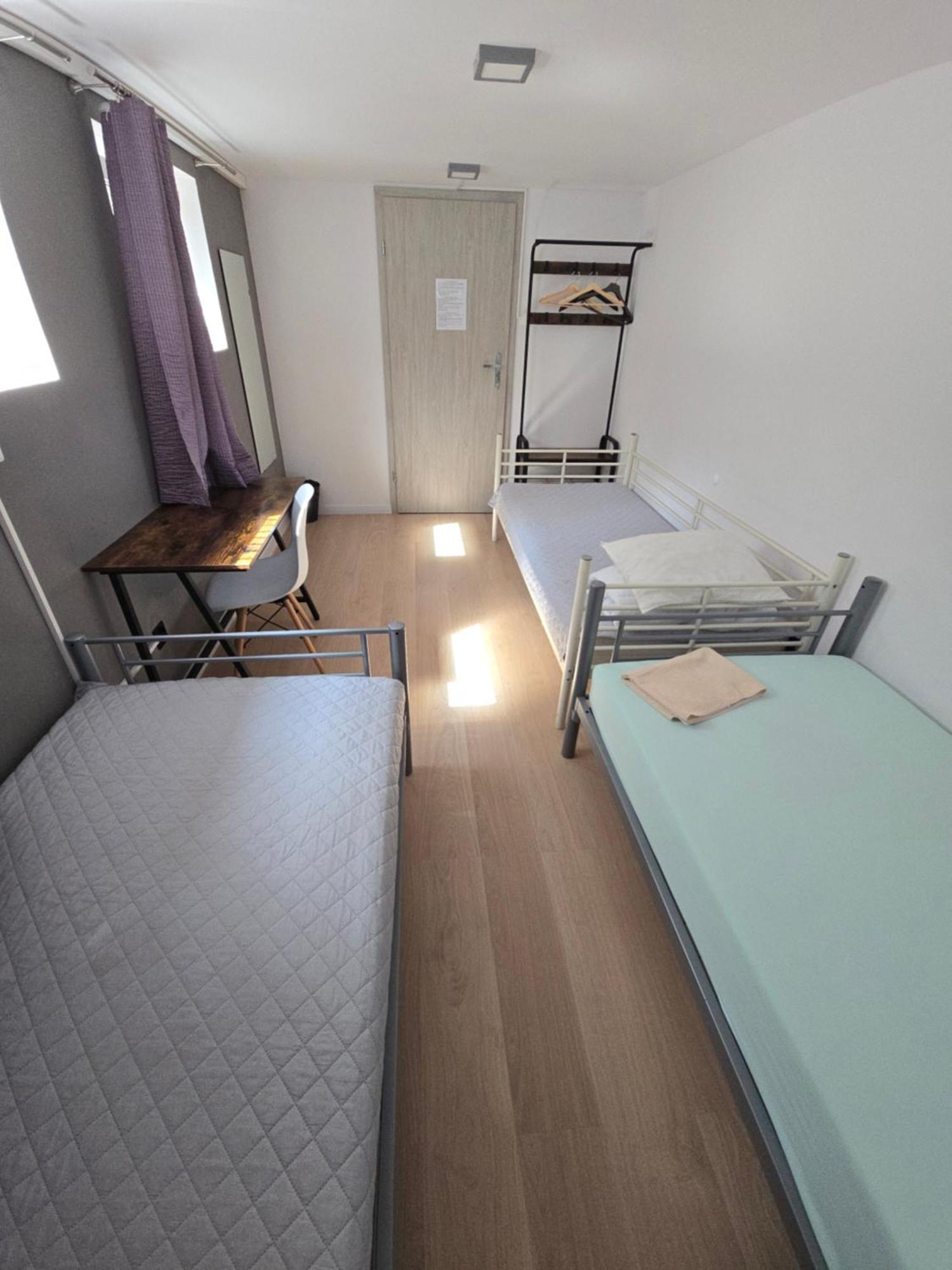 Rooms4Rest Wiertnicza - Private Rooms For Tourists - Atr Consulting Sp, Z O,O, Warschau Exterior foto